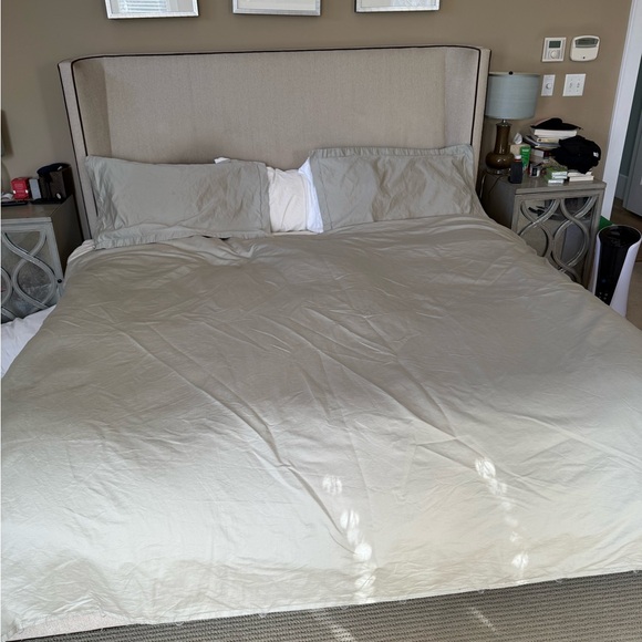 Sage Green Egyptian Cotton Cali King Duvet Cover and Matching Pillow Shams x2